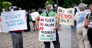 lawmakers-want-states-to-crack-down-on-flock-cameras—or-pay-the-price