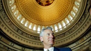 former-gop-governor-backs-democrat-over-marshall-in-kansas-senate-race