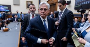 justice-department-faces-senate-investigation-over-alleged-spying-on-congressional-staffers