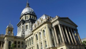 muslim-doctors-sue-illinois-over-state’s-assisted-suicide-law