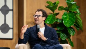 anthropic-partners-with-it-company-accenture-to-evaluate-frontier-ai-models