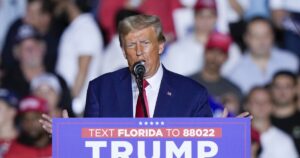 trump-to-skip-megyn-kelly-tv-debate-rematch-as-dominance-over-2024-field-solidifies