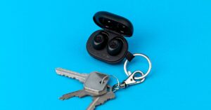 earbuds-don’t-get-any-cuter-(or-tinier)-than-these-jbuds