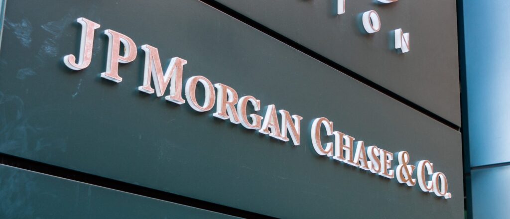 judge-approves-jpmorgan’s-$290-million-settlement-to-nearly-200-victims-of-jeffrey-epstein