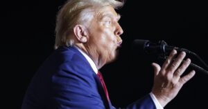 trump-threatens-to-indict-his-challengers-if-he-becomes-president-again