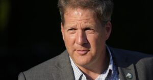 sununu-says-trump-could-get-‘smoked-out’-if-gop-presidential-field-consolidates