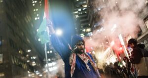 pro-palestinian-protests-in-new-york-cause-grand-central-terminal-to-close