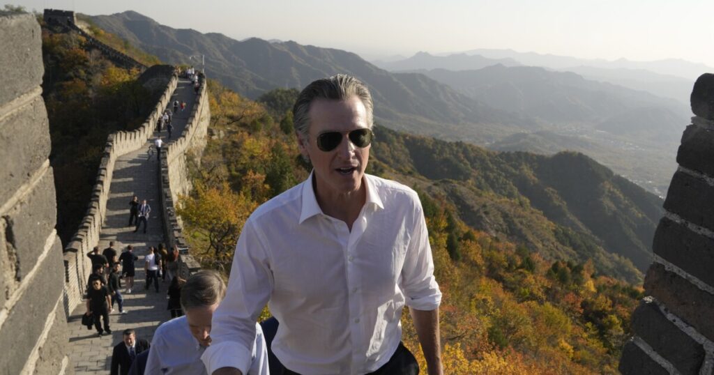 newsom’s-moves-for-the-white-house-made-easier-by-‘freedom’-of-being-outside-biden’s-camp