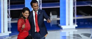 vivek-ramaswamy-bets-big-on-key-early-states-with-new-campaign-shakeup
