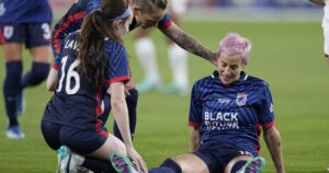 megan-rapinoe-limps-out-of-final-professional-game-just-six-minutes-in