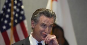 newsom’s-globe-trotting-‘shadow-campaign’-faces-ridicule:-‘waiting-in-the-wings’