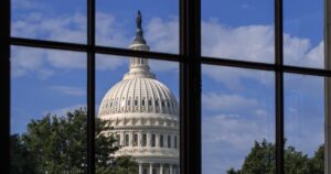 control-of-congress-up-for-grabs-next-year-as-voters-split-between-republicans,-democrats