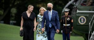 secret-service-agents-open-fire-on-would-be-robbers-while-protecting-biden’s-granddaughter
