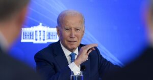 democrats-worry-biden-has-a-‘huge-problem’-losing-black-voters-heading-into-2024