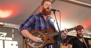 ‘rich-men-north-of-richmond’-artist-oliver-anthony-announces-first-international-tour