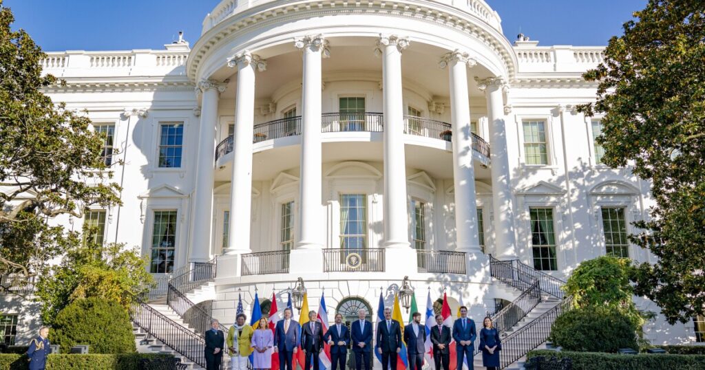 new-tourist-white-house-set-to-open