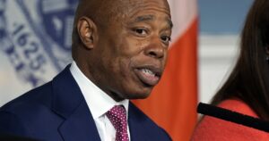 nyc-mayor-to-announce-‘extremely-painful’-budget-cuts,-including-nypd-hiring-freeze