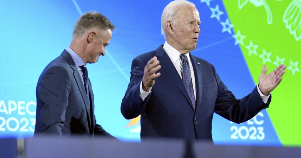 biden-stokes-newsom-presidential-buzz-at-apec-event-alongside-california-governor
