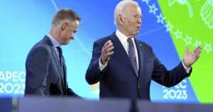 biden-stokes-newsom-presidential-buzz-at-apec-event-alongside-california-governor
