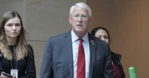 senate-finds-path-forward-on-annual-defense-bill-after-hourslong-stalemate