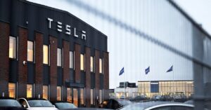 sweden’s-tesla-blockade-is-spreading