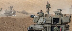 fact-check:-image-claims-to-show-israel-using-white-phosphorus-on-gaza