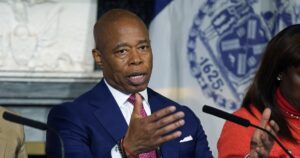 nyc-mayor-adams-reveals-budget-cuts-will-slash-4,000-police-jobs-over-the-next-two-years
