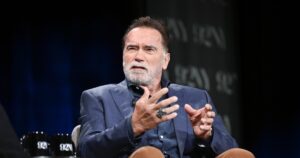 arnold-schwarzenegger-rejects-biden-and-trump-for-2024-over-age,-seeks-new-candidate