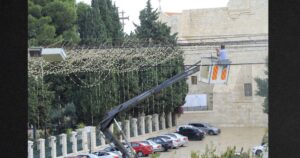 christmas-decorations-at-jesus’-birthplace-torn-down-as-town-of-bethlehem-backs-hamas