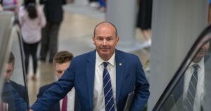 mike-lee-asks-what-jan.-6-committee-‘deliberately-hid-from-us’-and-calls-for-investigation
