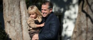 mother-of-hunter-biden’s-love-child-comes-to-his-defense-after-bitter-child-support-dispute