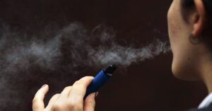the-precarious-rise-of-disposable-vapes