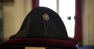 french-emporer-napoleon’s-hat-goes-for-$2.1-million-at-auction