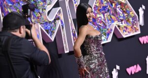 cardi-b-slams-new-york-city-budget-cuts,-says-she-won’t-endorse-biden-in-2024