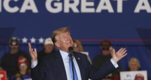 trump-releases-note-from-personal-physician-stating-his-‘overall-health-is-excellent’
