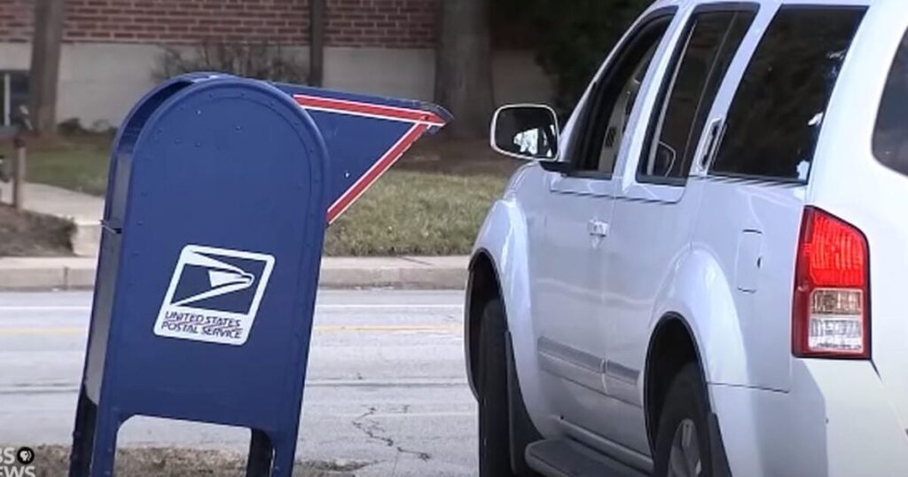 us-postal-worker-arrested-for-allegedly-stealing-$24-million-in-checks