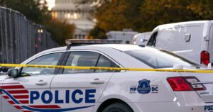 armed-suspects-crash-into-vehicle-and-carjack-victims-in-dc