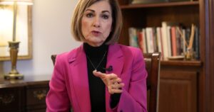 kim-reynolds-responds-to-trump-calling-her-the-most-‘unpopular-governor’:-‘it’s-not-about-me’