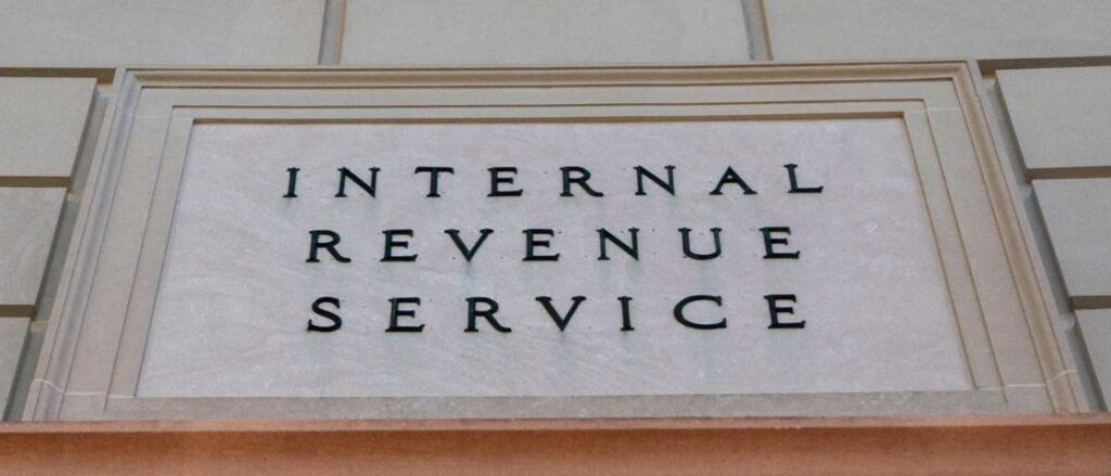 irs-delays-rule-forcing-taxpayers-to-report-$600-digital-payments