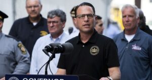 pennsylvania-gov.-shapiro-claims-voters-have-‘brain-fog’-from-trump