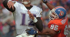former-broncos-lineman-harald-hasselbach-dies-at-56-after-fight-with-cancer