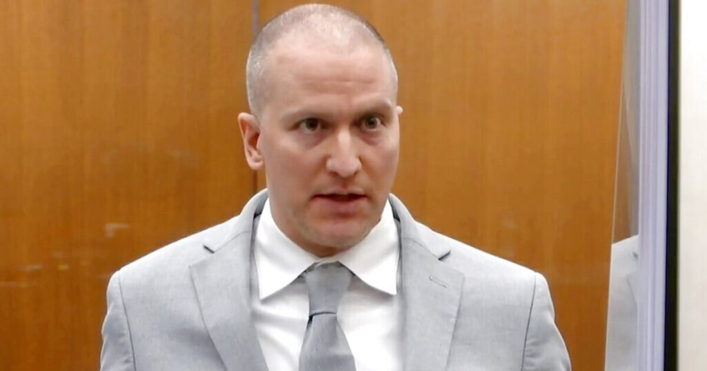 former-officer-derek-chauvin,-convicted-for-murder-of-george-floyd,-stabbed-in-prison:-report