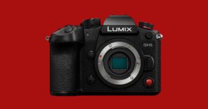 the-best-cyber-monday-deals-on-cameras,-lights,-mics,-and-lenses