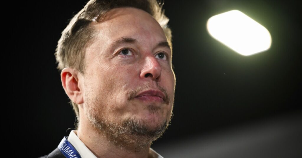 elon-musk-says-it-is-‘jarring’-to-see-hamas-attack-site-during-visit-to-israel