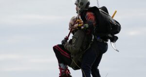 greg-abbott-skydives-with-106-year-old-texan