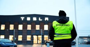 tesla-is-suing-sweden