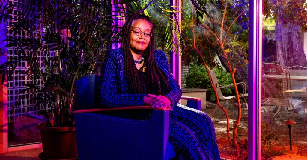 dr.-dara-norman-wants-to-bring-more-people-into-science