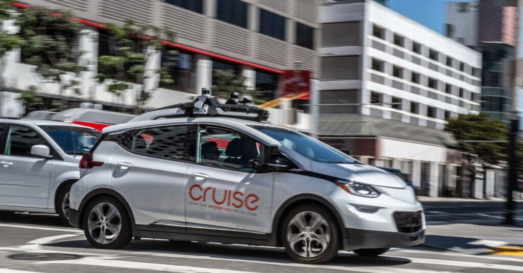 gm-slashes-spending-on-robotaxi-unit-cruise,-a-setback-for-driverless-cars