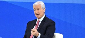 jpmorgan-ceo-calls-for-‘liberal’-dems-to-back-nikki-haley’s-presidential-bid-to-beat-trump