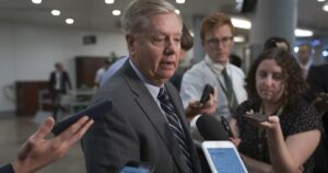 graham-tells-abbott:-send-‘busloads’-of-migrants-to-senators-who-‘oppose-border-security’